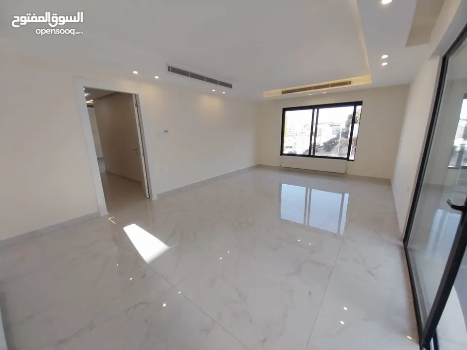 شقة غير مفروشة للبيع ( Property ID : 39054 )