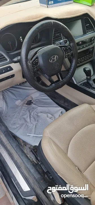 Sonata 2.0 Sport Limited ( Full option)  سوناتا 2.0 سبورت ليمتد (كاملة المواصفات)