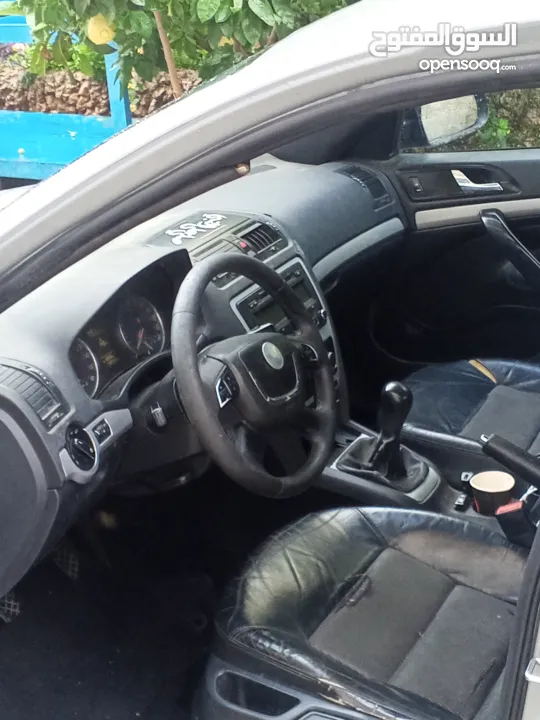 للاستفسار الاتصال من الساعة 10صباحا حتى التاسعة مساء.  ابو صقر