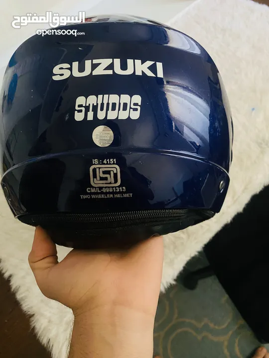 خوذة دراجة SUZUKI جيد جداً