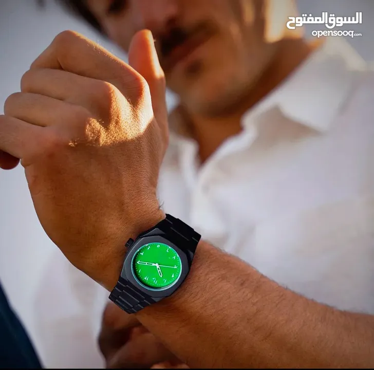 ساعات دي ون ميلانو