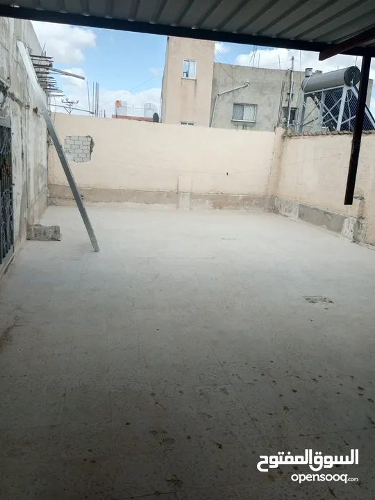 بيت للبيع  منطقة البارحة مميزه