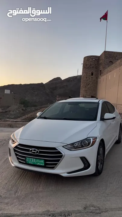 حادث خلف خفيف بدون خروج ارباجات ممشى قليل Elantra 2018 SEL النترا