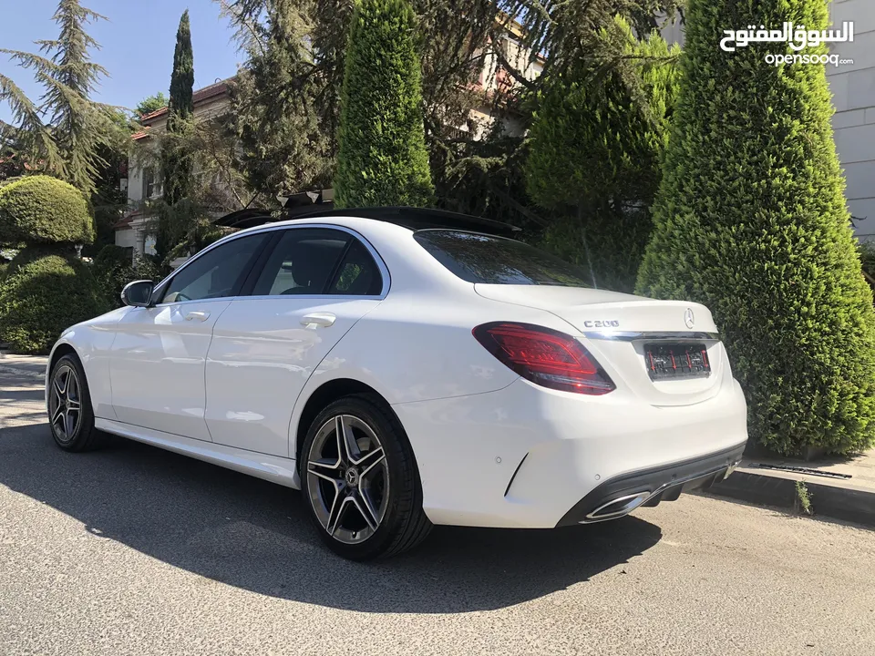 Mercedes Benz C200 2019 AMG kit    بحالة الزيرو عداد 17 الف كم فقط من المالك بسعر مغري