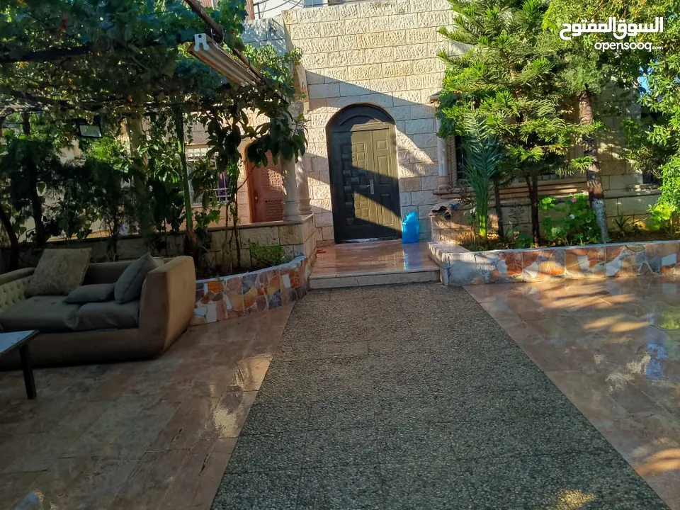 بيت مستقل للبيع بسعر مغري كاش من المالك مباشرة