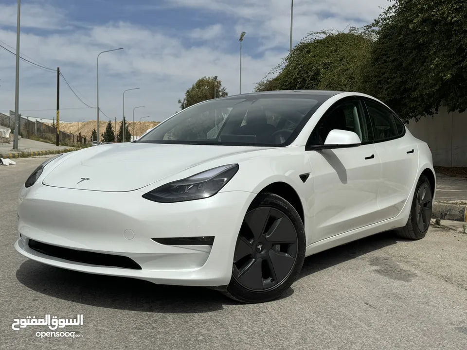 Tesla model 3 2023