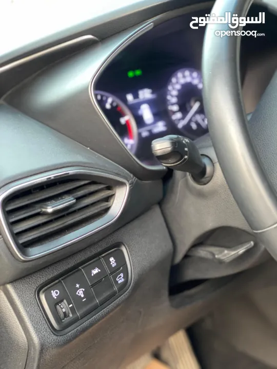 هونداي سنتافيه 2018 برخصة ولا غرام بويه