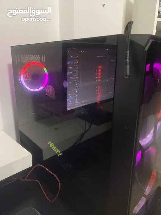 كمبيوتر ( pc ) للبيع ((( للتواصل هنا او بالواتس اب )))