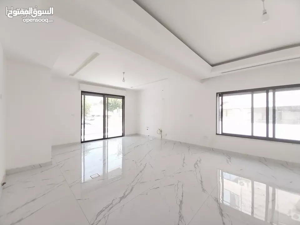 شقة للبيع في الصويفية  ( Property ID : 34078 )