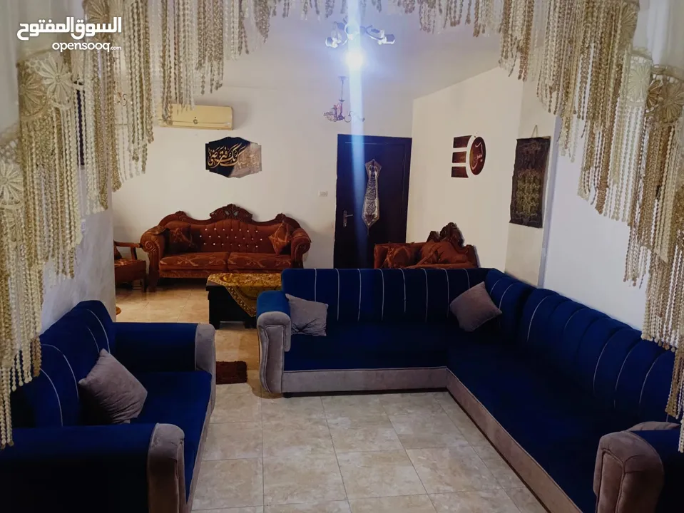 #بسم الله الرحمن الرحيم #دفعه4ونص والباقي حول المعامله عليك معامله بنك الاسلامي  بيت للبيع طابق اول