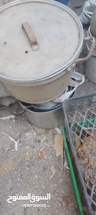 طنجرة ضغط وطنجرة المنيوم كبيرة وغيرها بالصور