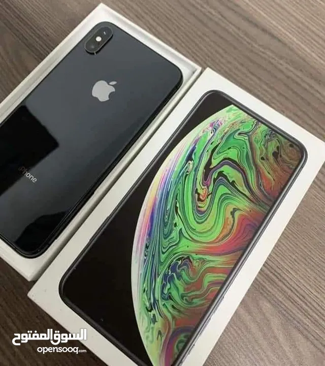 ايفون Xsmax الاصلي جيجا 64 و 256  بطارية مشكل  هدية كفر ولزقة وشاحن الاصلي متوفر توصيل