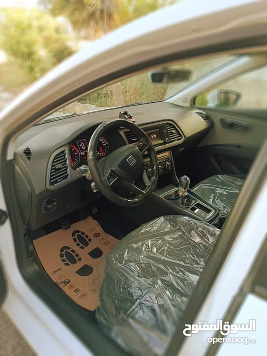 سيارة سيات ليون 2018 -  Seat Leon Car