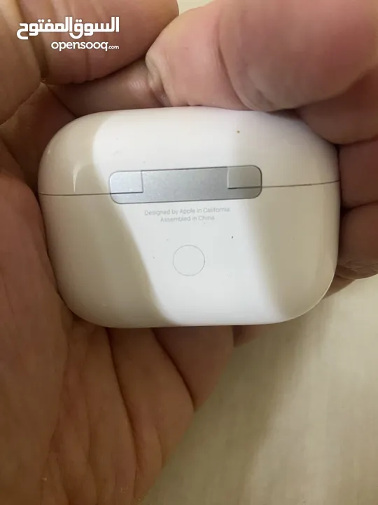 Airpods pro charging case