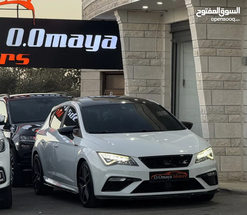 سعر مغري جداً !  ،عداد قليل ، بانوراما ،أصل اف ار و بسعر آلعرض  SEAT LEON FR 2021-