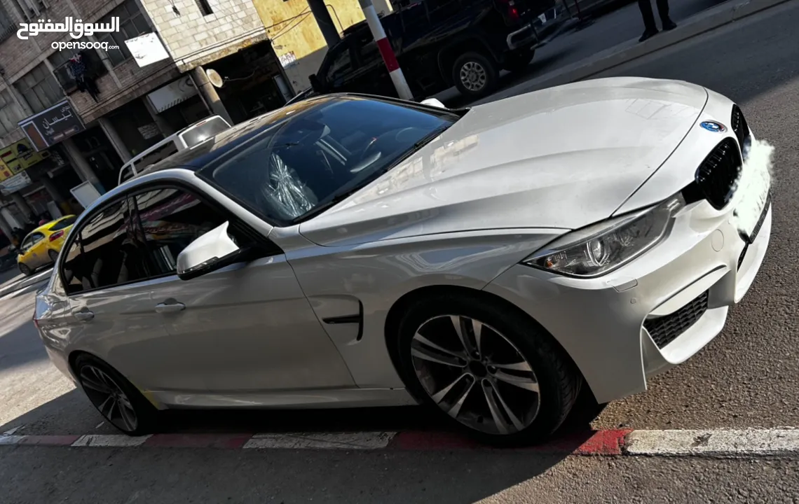 BMW 328i f30