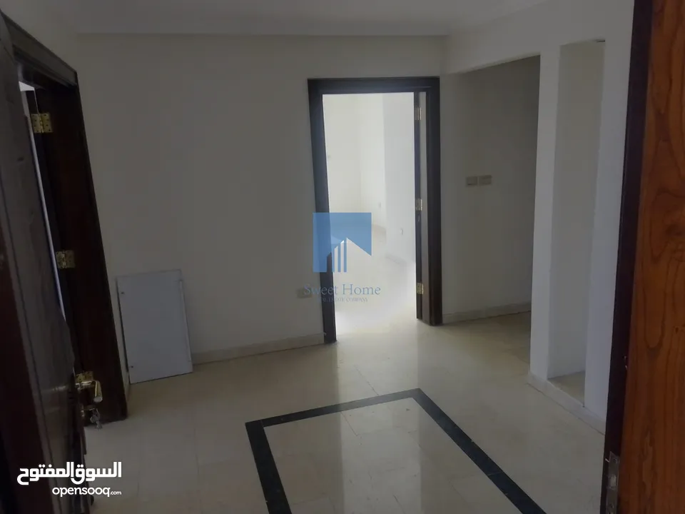 شقة طابقية مميزة للبيع في أم أذينة طابق ثالث 320م مع روف 200م تشطيب سوبر ديلوكس