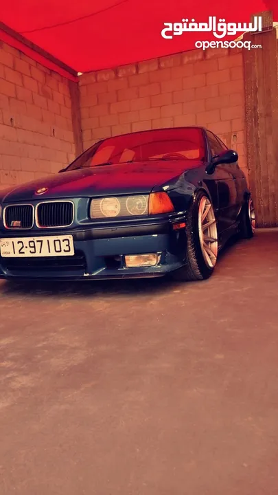 بي ام وطواط E36