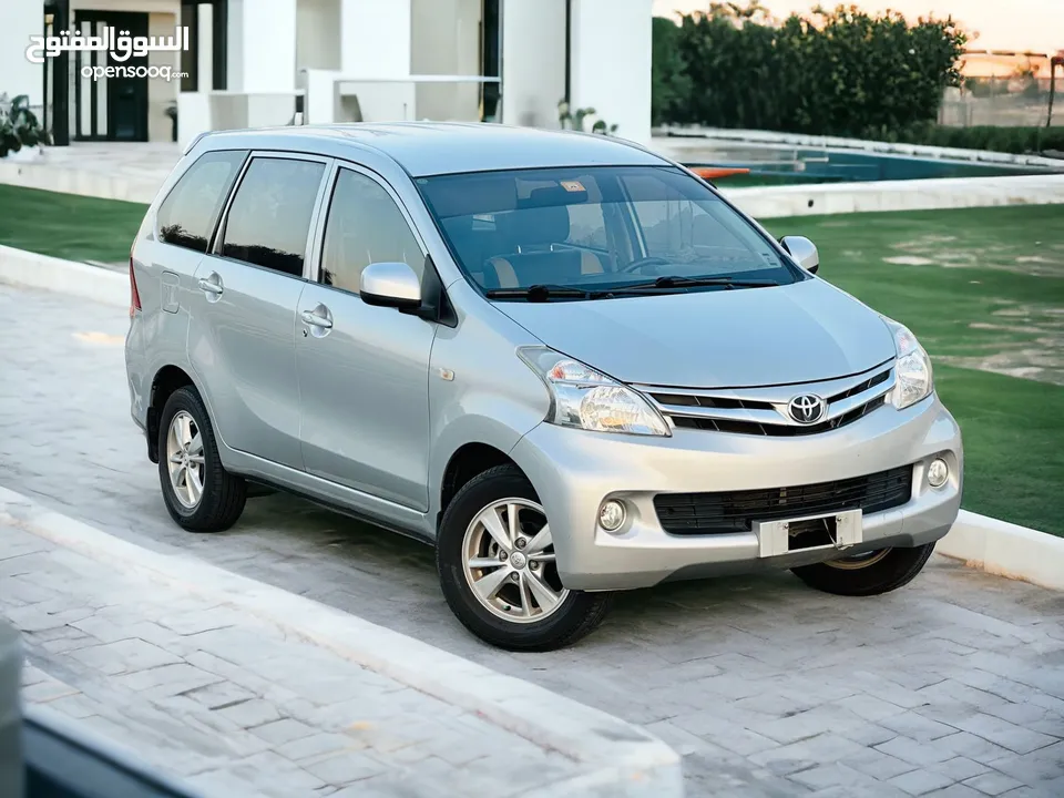 AED 780 PM  TOYOTA AVANZA SE 1.5L V4 RWD  7 SEATER  0% DP  ORIGNAL PAINT  WELL MAINTAINED