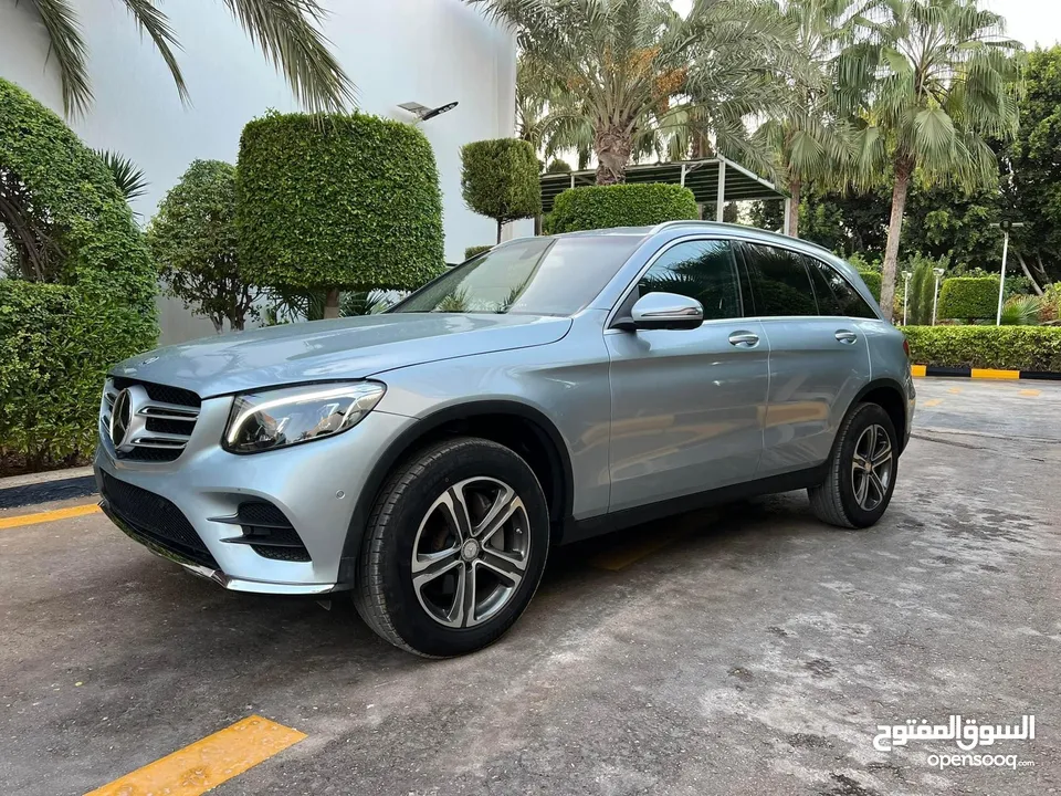 مرسيدس بنز 300 GLC