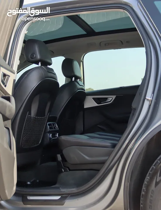 Audi Q7 40 TFSI quattro 2017 V4  GCC, accident-free in excellent condition service history from Audi