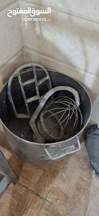 عدة حلويات للبيع