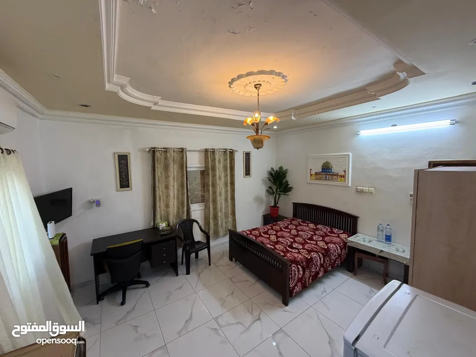 استوديو للايجار موقع هادئ ومميز بنص رفيديا