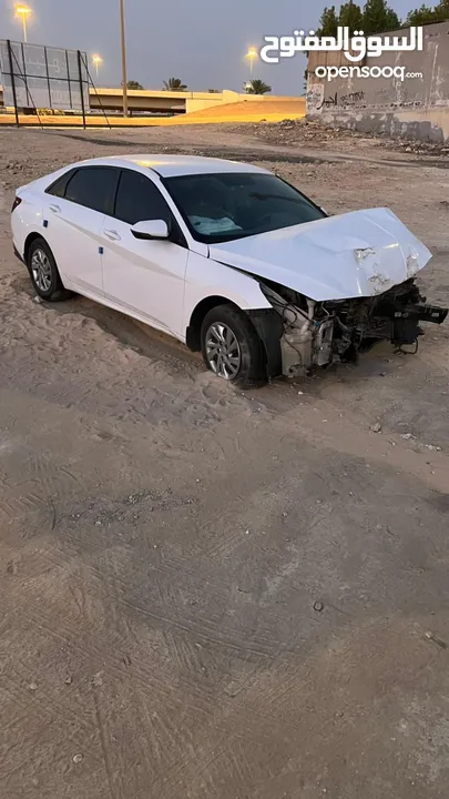 النترا 2021 مصدومة للبيع