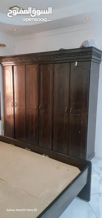 6 door cupboard