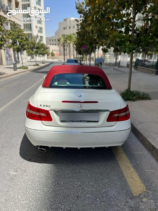 للبيع مرسيدس E250 كشف بحالة ممتازة لون ابيض لؤلؤي فحص كامل