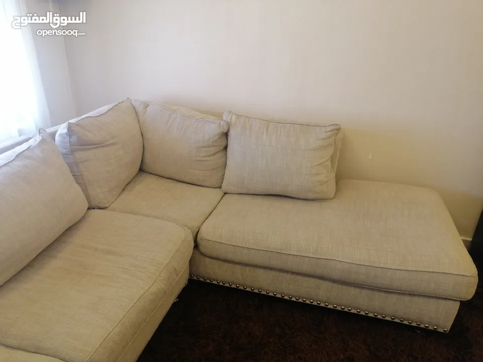 كورنر صناعة امريكية بحالة جيدة
