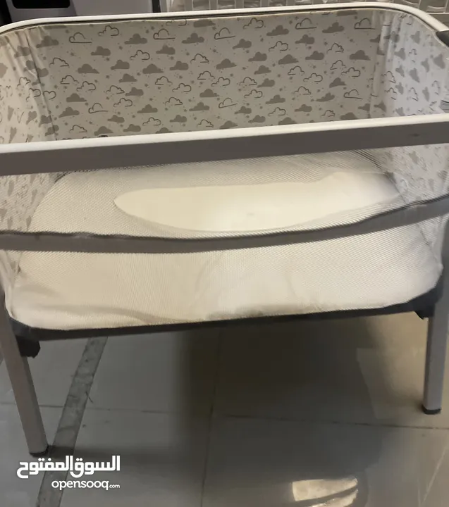 سرير للأطفال