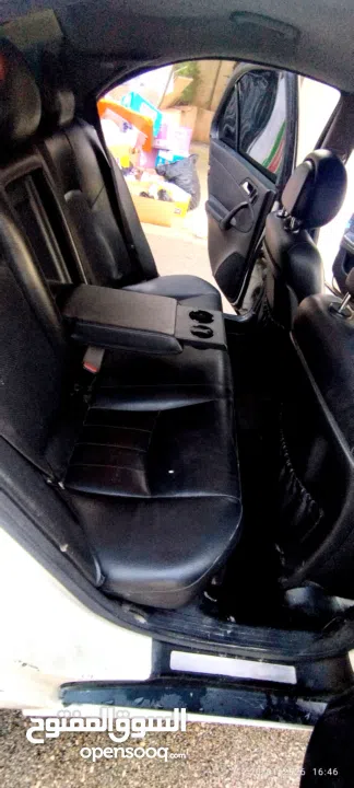 مرسيدس C220 موديل 2001 قوة ماتور 2200 تيربو ديزل ترخيص وتأمين لشهر 6/ 2026 منفوضة من الطنبون للطنبون