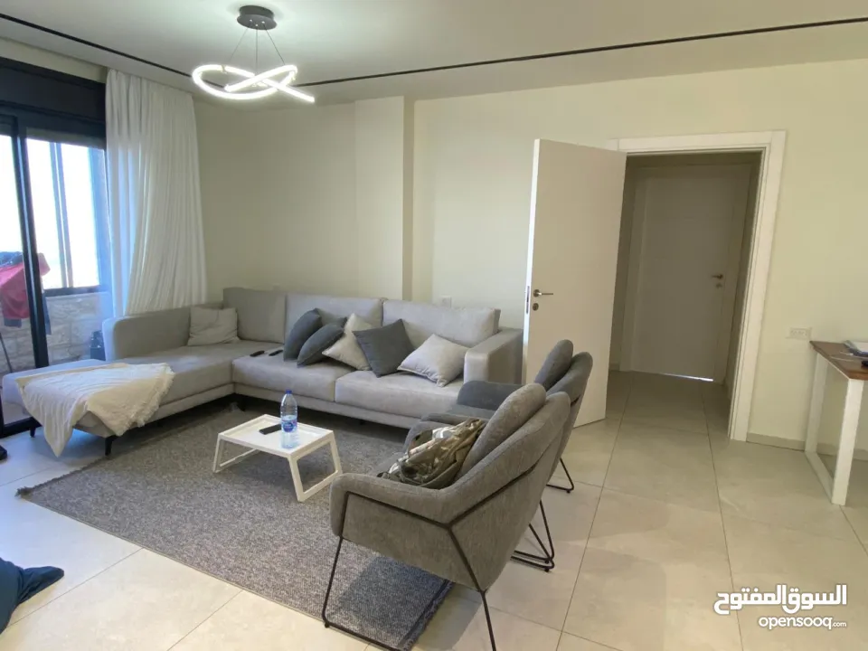 شقه مميزه للبيع في بيرزيت