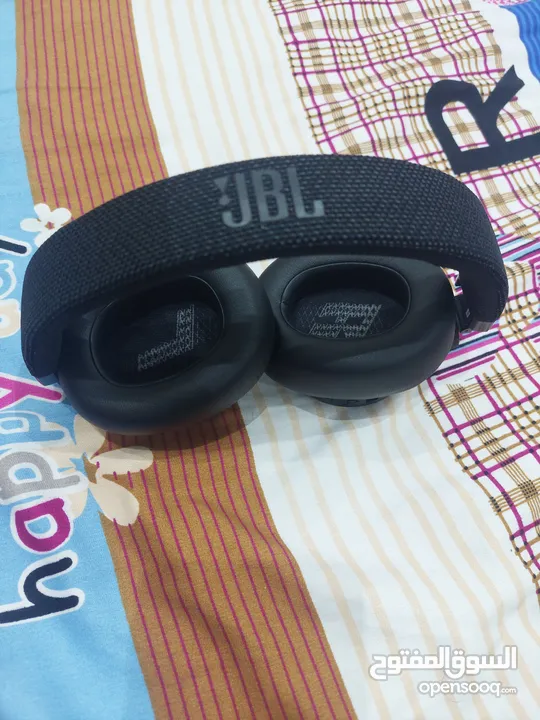 JBL LIVE 660NC