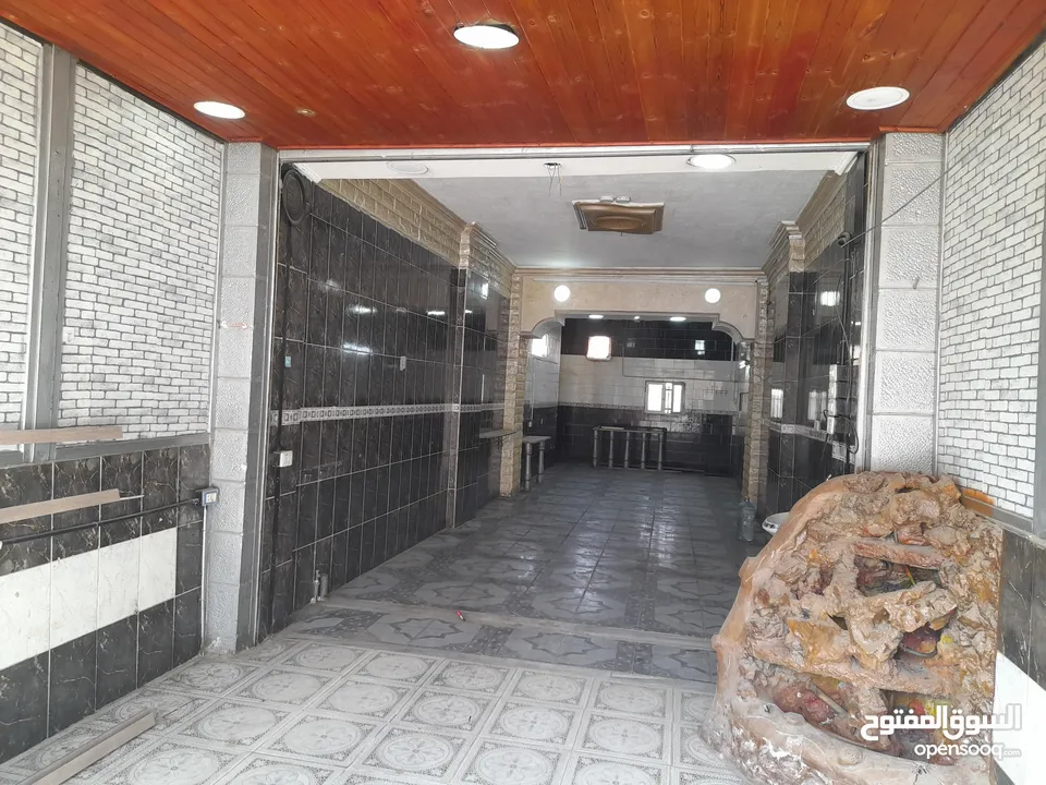 محل للإيجار بمدينة السلط