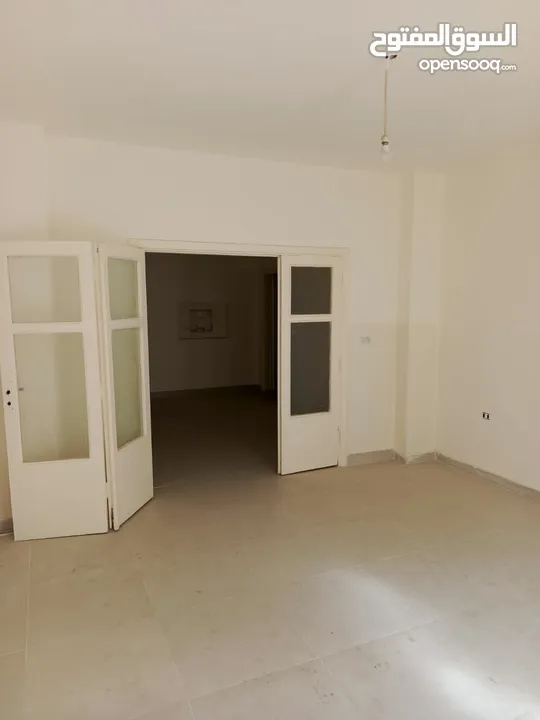 شقة فارغة للايجار