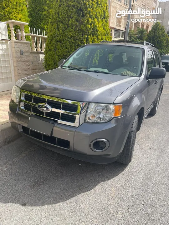 2012 FORD ESCAPE  4 GOOD  GASOLINE