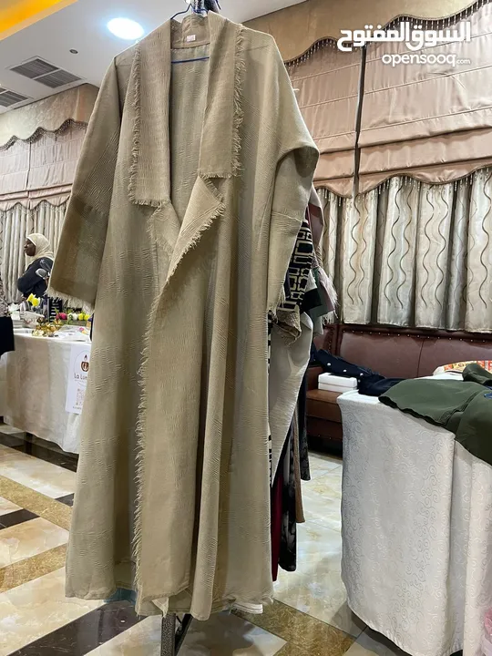 عبايات صيفية بأسعار منافسة