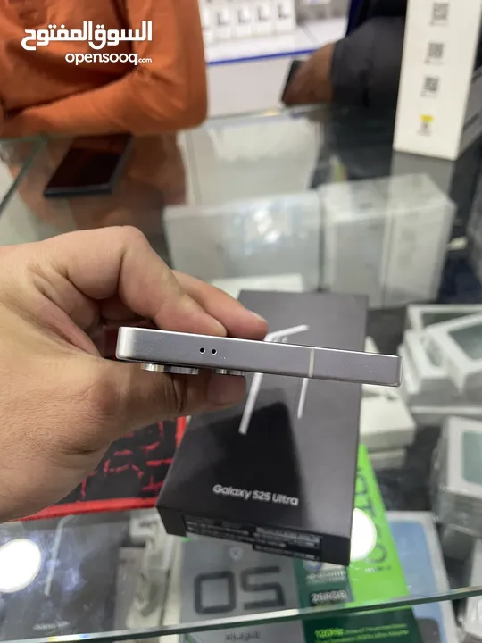 Samsung S25 ultra 1TB بحالة ممتازة كفالة الوكيل الرسمي