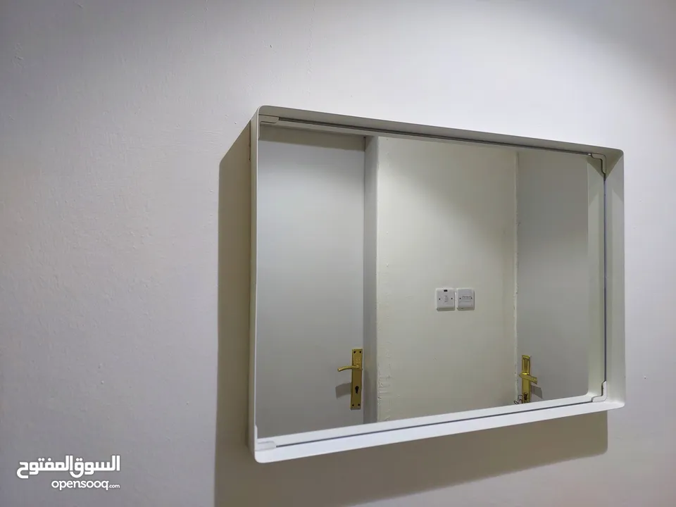 مرايا حائط ايكيا للبيع MIRROR IKEA