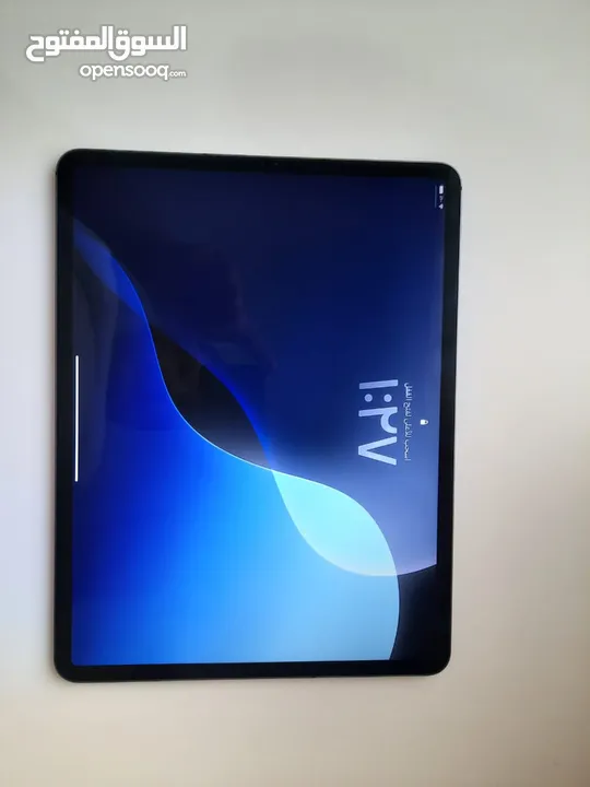 للبيع iPad pro  الجيل الرابع 2021 (12.9) إنش بدعم شريحه خط