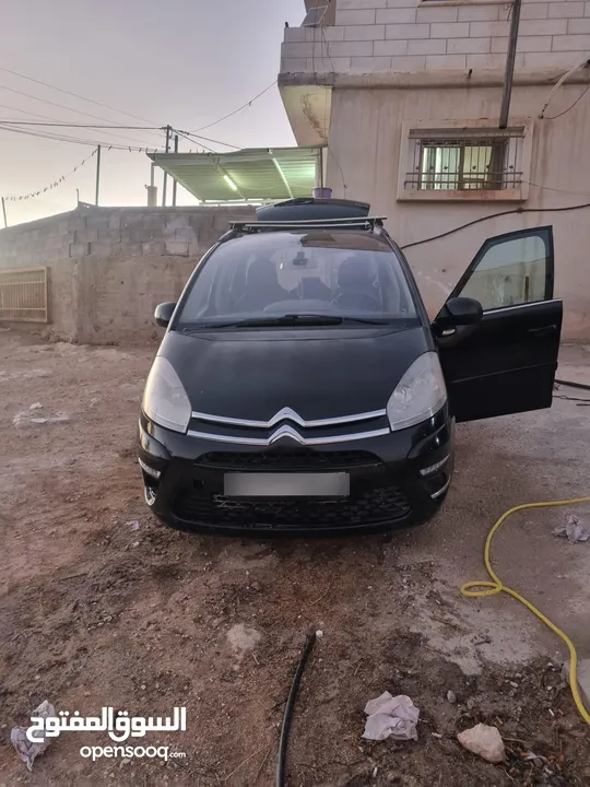 ستروين c4 6+1