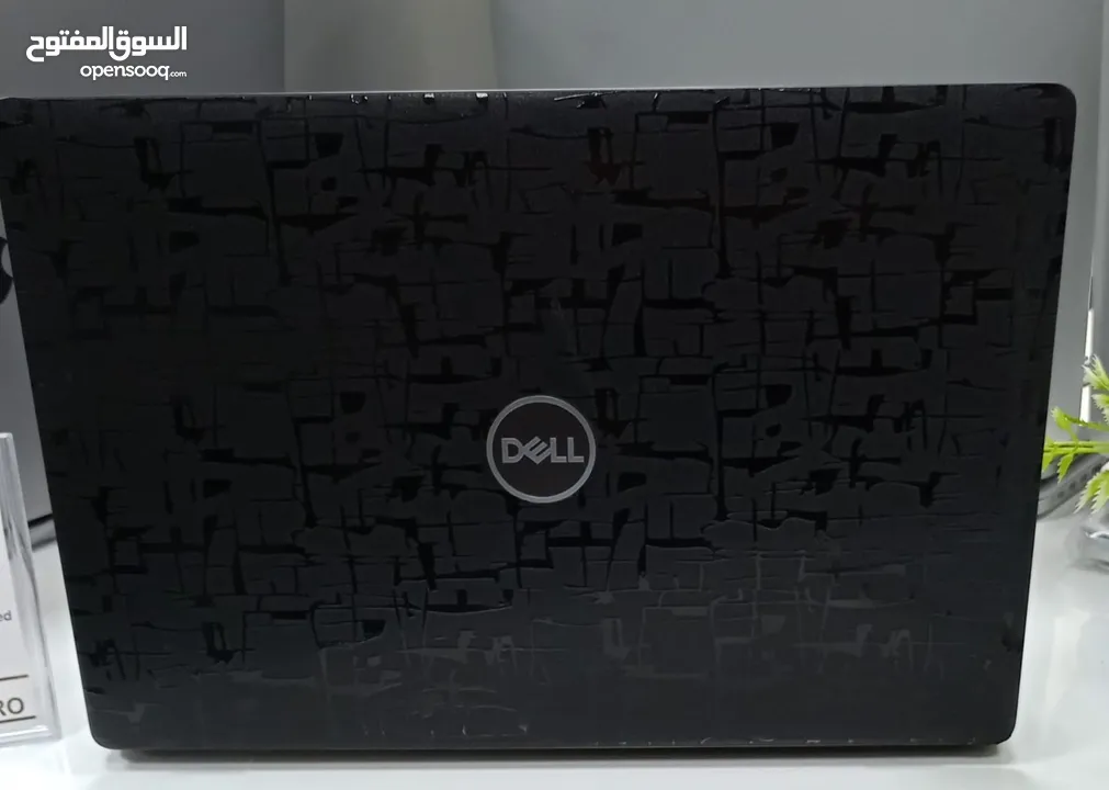 Laptop Dell latitude 5400 core i7 { in very good condition ]