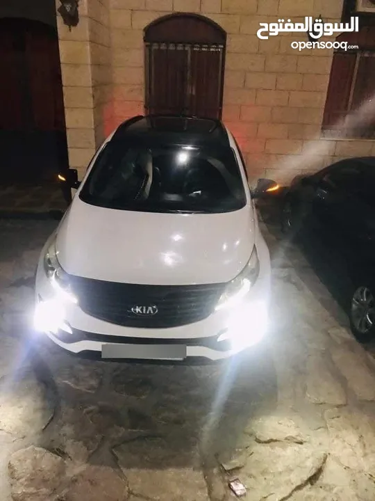 سبورتاج فل الفل فتحه بانورما كل السقف ضواو ليدات قدام ورا  كراسي جلد  صيانه دوريه