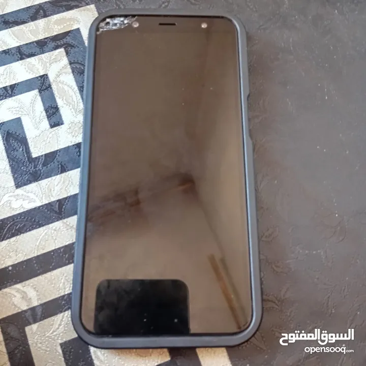 هاتفين شغالين بشكل ممتاز للبيع بسعر 30