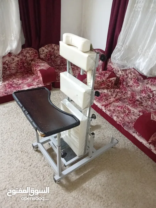 جهاز للوقوف للاطفال الذين يعانون من شلل دماغي جهاز بحال الوكاله استعمال بسيط كل اغراضه معه