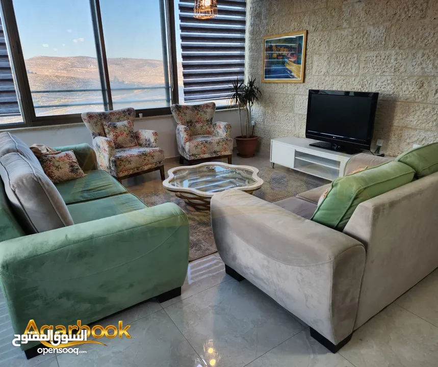 شقة مفروشة سكنة اولى للايجار في سطح مرحبا