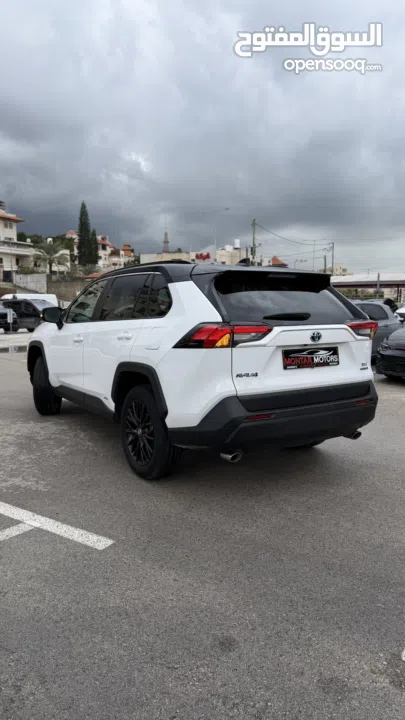 تويوتا RAV4 ترخيص 2023 محرك 2500 هايبرد  جير أوتوماتيك 296 حصان