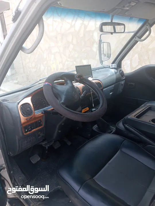 باص هونداي h100 للبيع